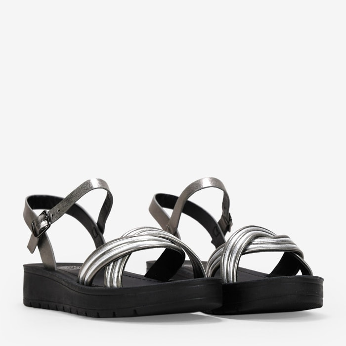 Sandalias plomo con hebilla