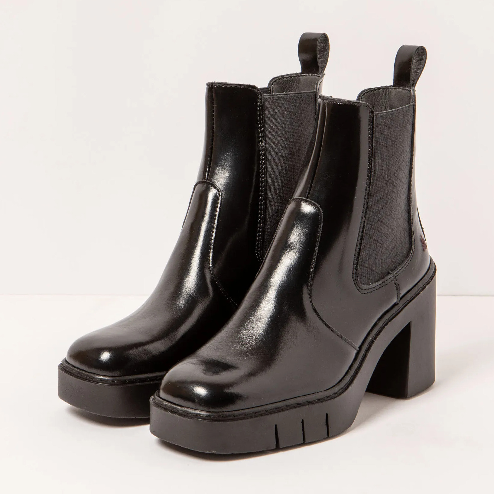 Botines 1983 NAPPA SHINNY BLACK/BERNA color Black