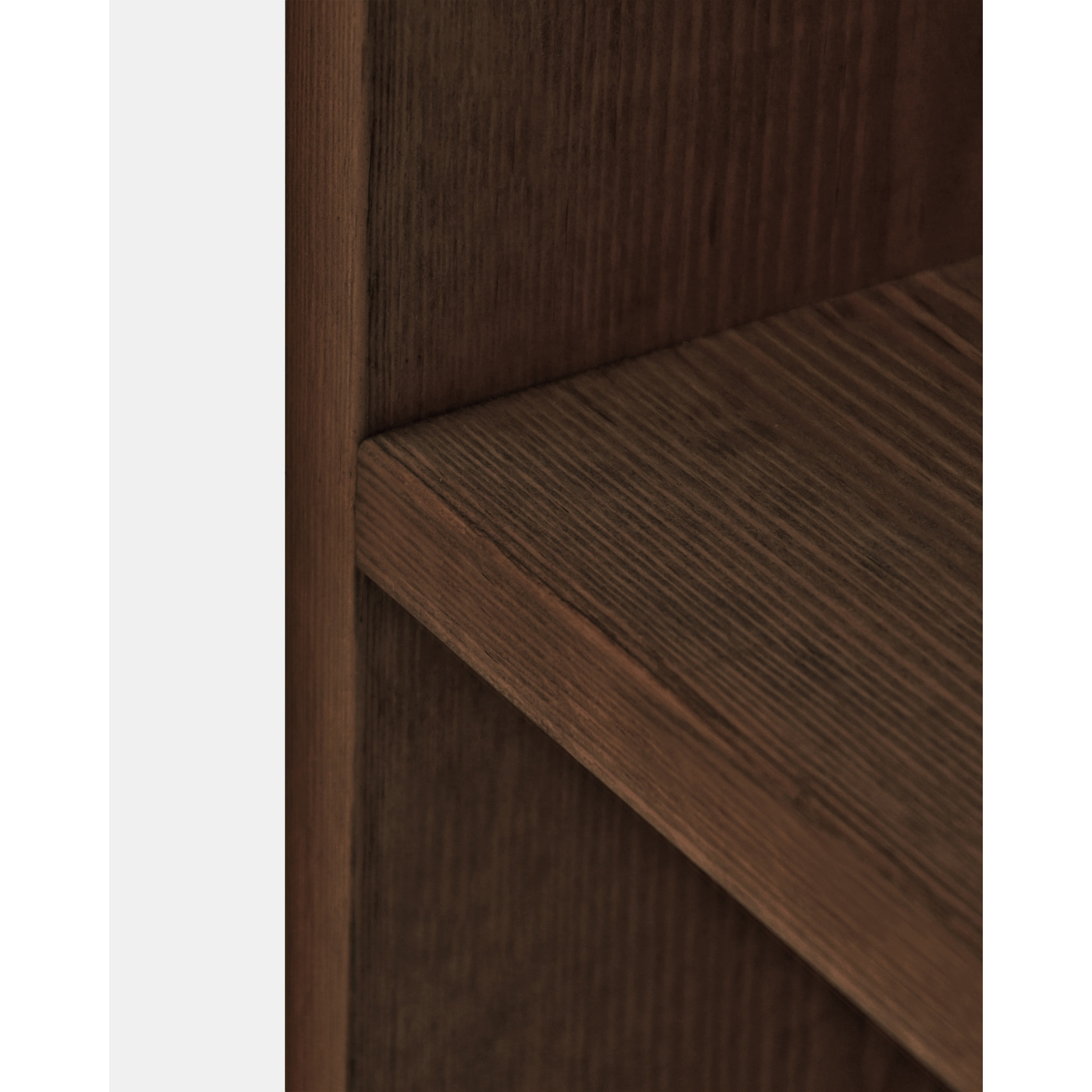 Table de chevet ou auxiliaire en bois massif en couleur noyer 60x20cm Hauteur: 60 Longueur: 20 Largeur: 20