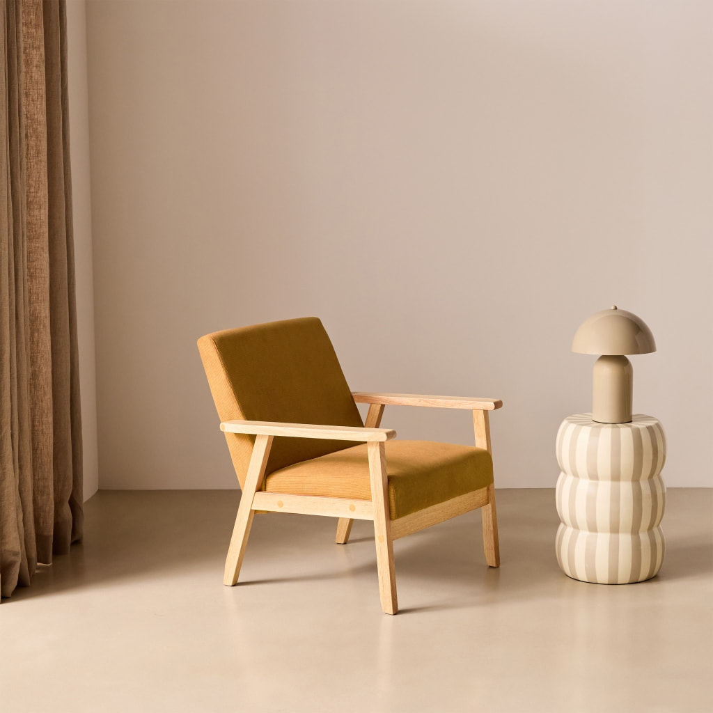 Fauteuil scandinave bois de peuplier, d'hévéa et velours côtelé ISAK