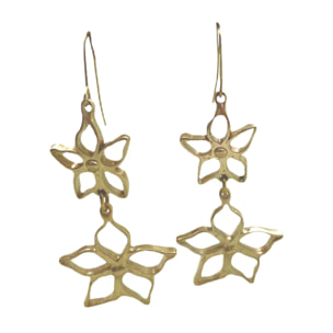 Pendiente doble Irregular Blom en dorado chapado latón gancho