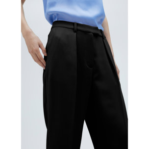 Pantaloni morbidi nude