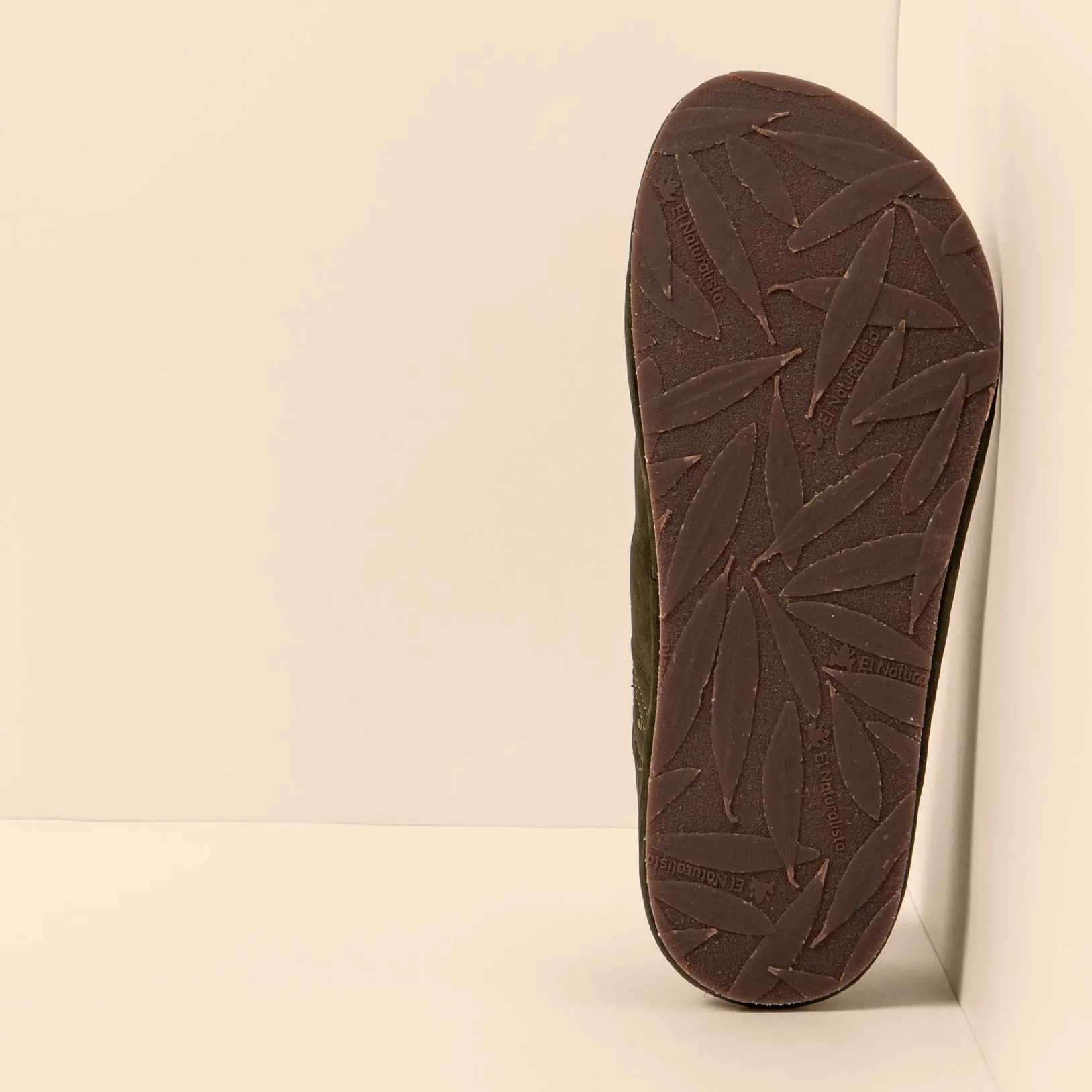 Zapatos N5673L NOBUCK LAVADO KAKI/ BARE color Kaki