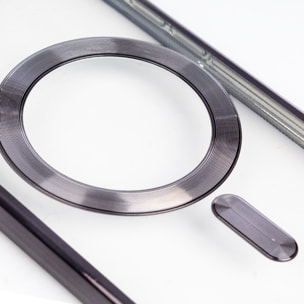 Carcasa transparente con cámara cubierta, bordes negros, antichoque y antihuellas. Magsafe para iPhone 16e.