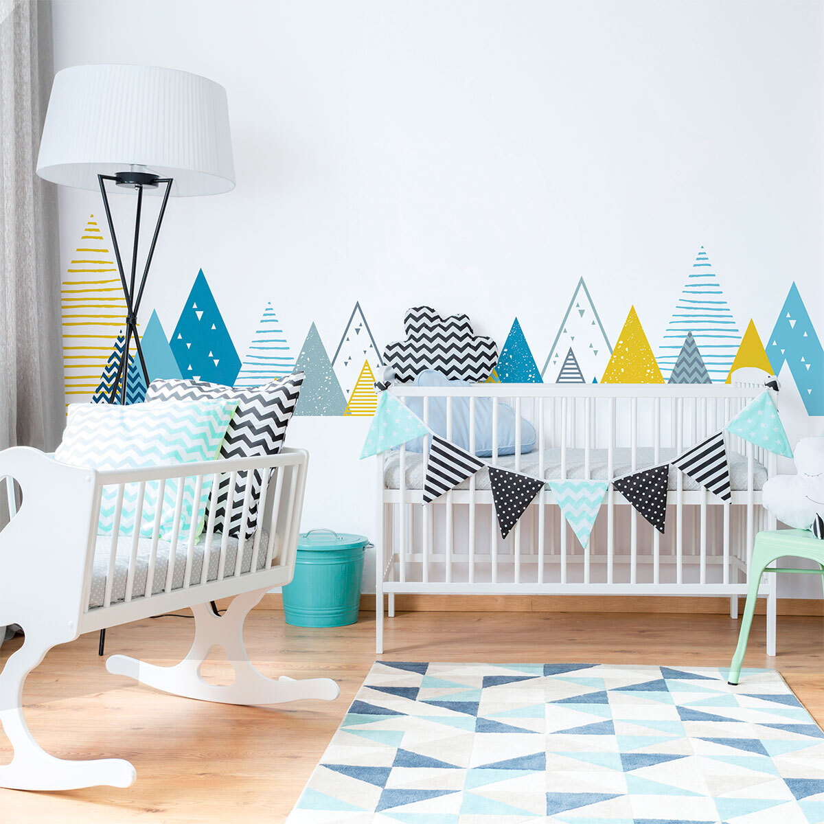 Stickers muraux enfants - Décoration chambre bébé - Autocollant Sticker mural géant enfant montagnes scandinaves BENZKA