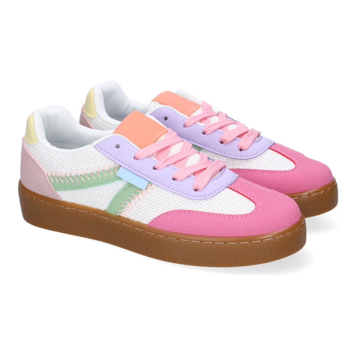 Zapatilla Deportiva de Mujer Casual, Diseño Moderno y Elegante que Combina Varios Colores