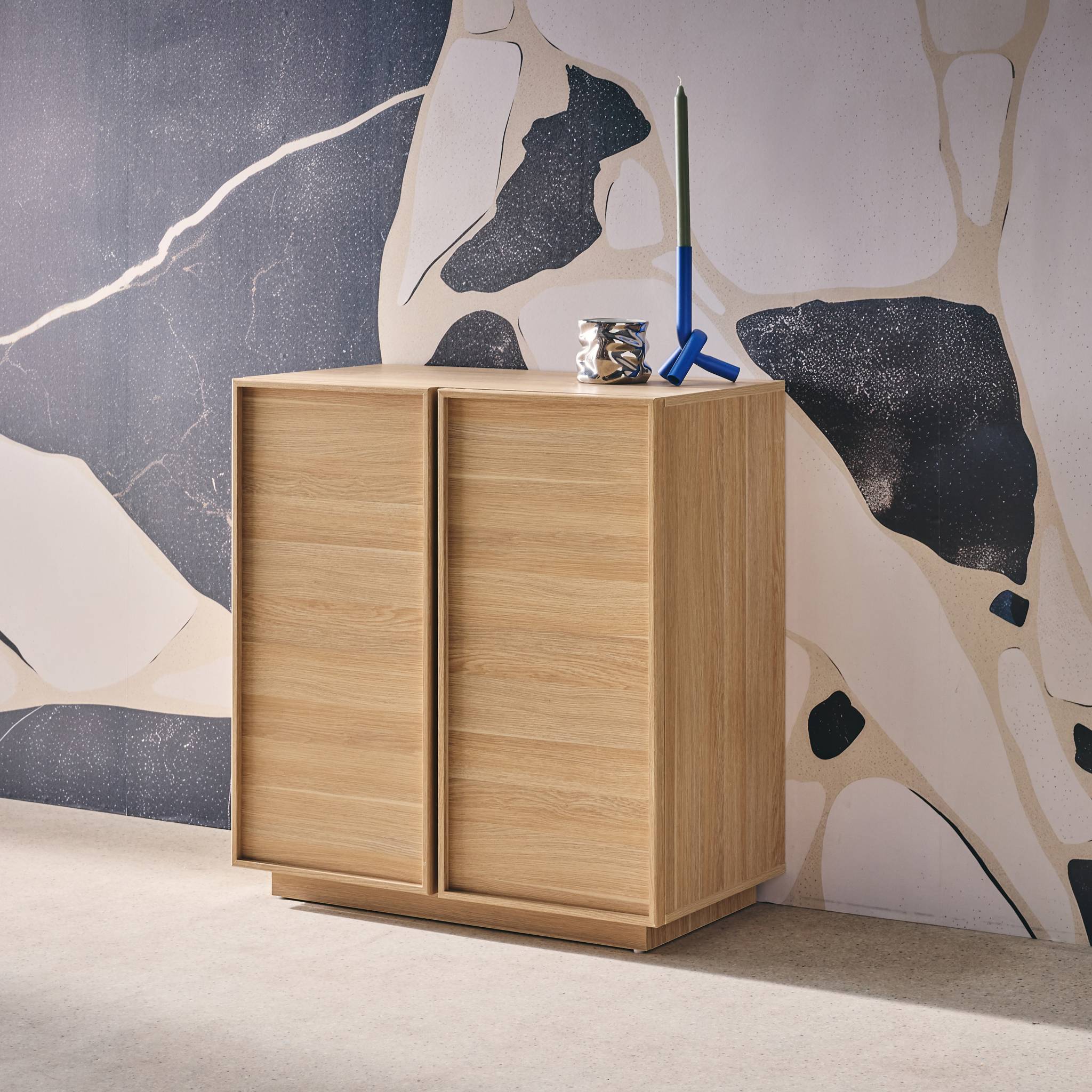 Buffet effet bois naturel 2 portes 80 cm 4 compartiments - L 80 x P 43 x H 85cm - Kuba