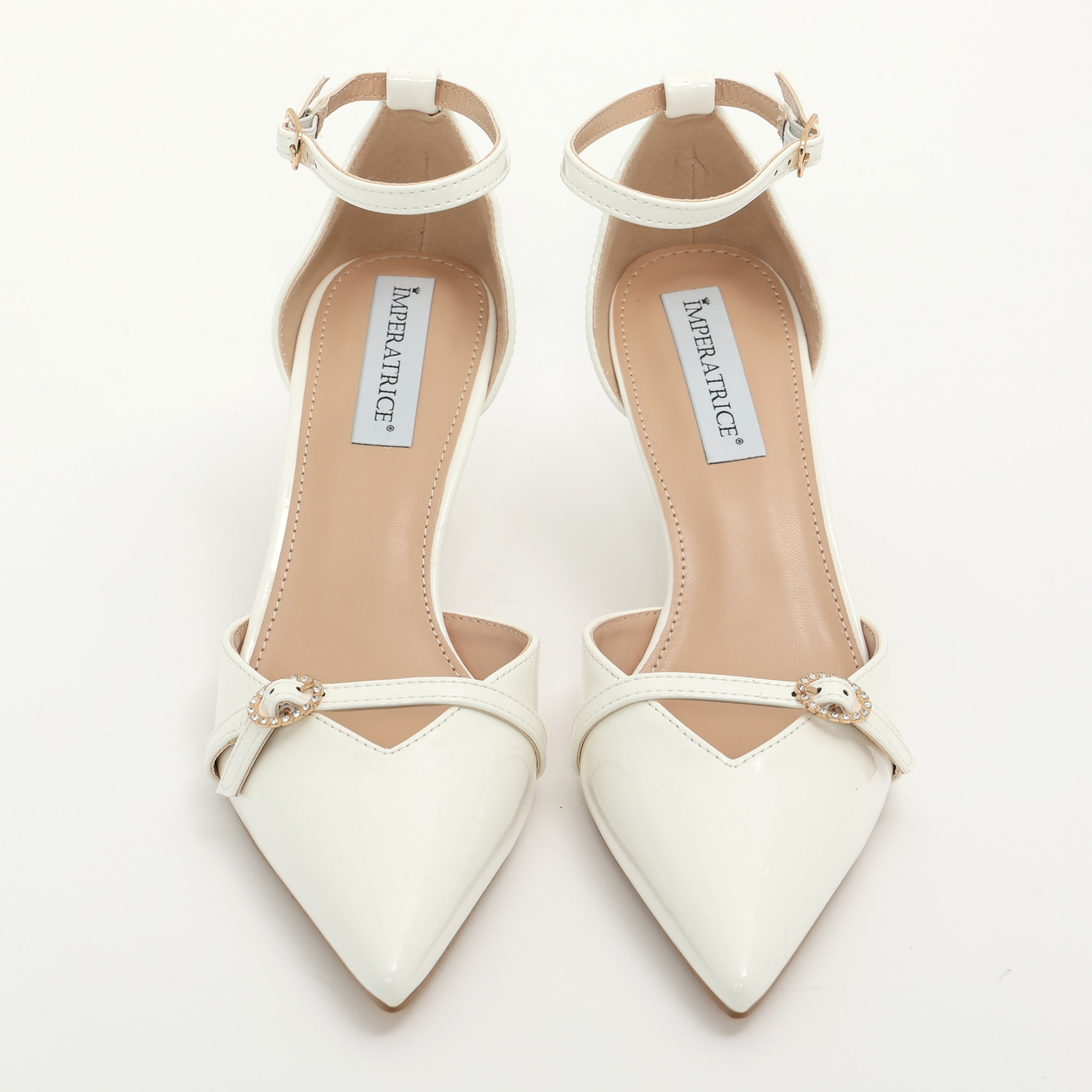 Sandali in simil pelle verniciata con tacco a rocchetto