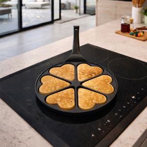 Poele à pancake en forme de coeur 26cm en aluminium 6 trous