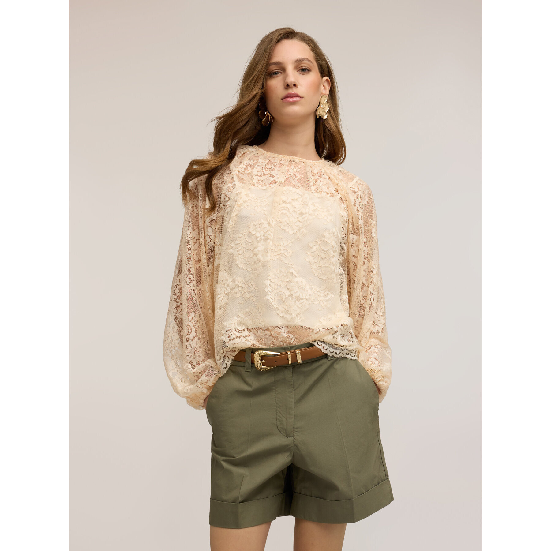Motivi - Blusa de encaje con mangas ranglan - Beige