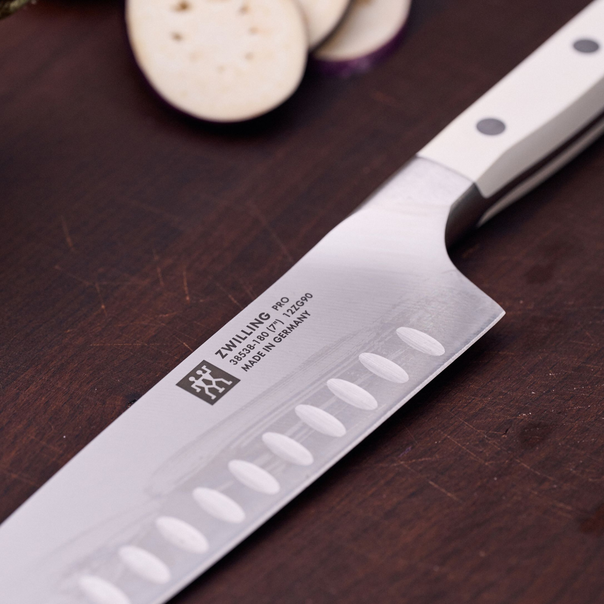 Couteau santoku ZWILLING® Pro Le Blanc