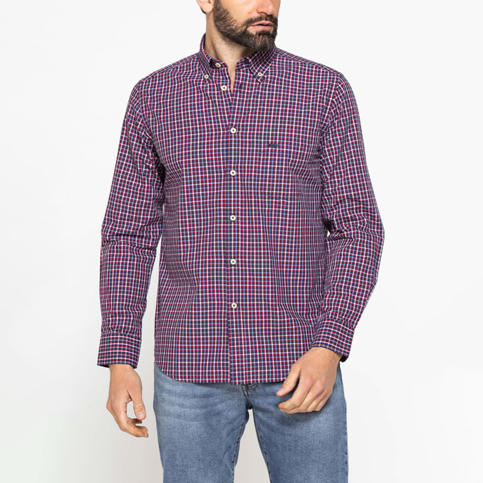CAMICIA BUTTON-DOWN CON MANICA LUNGA E TASCHINO