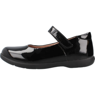 Zapatos Niña de la marca GEOX  modelo J NAIMARA GIRL NEGRO
