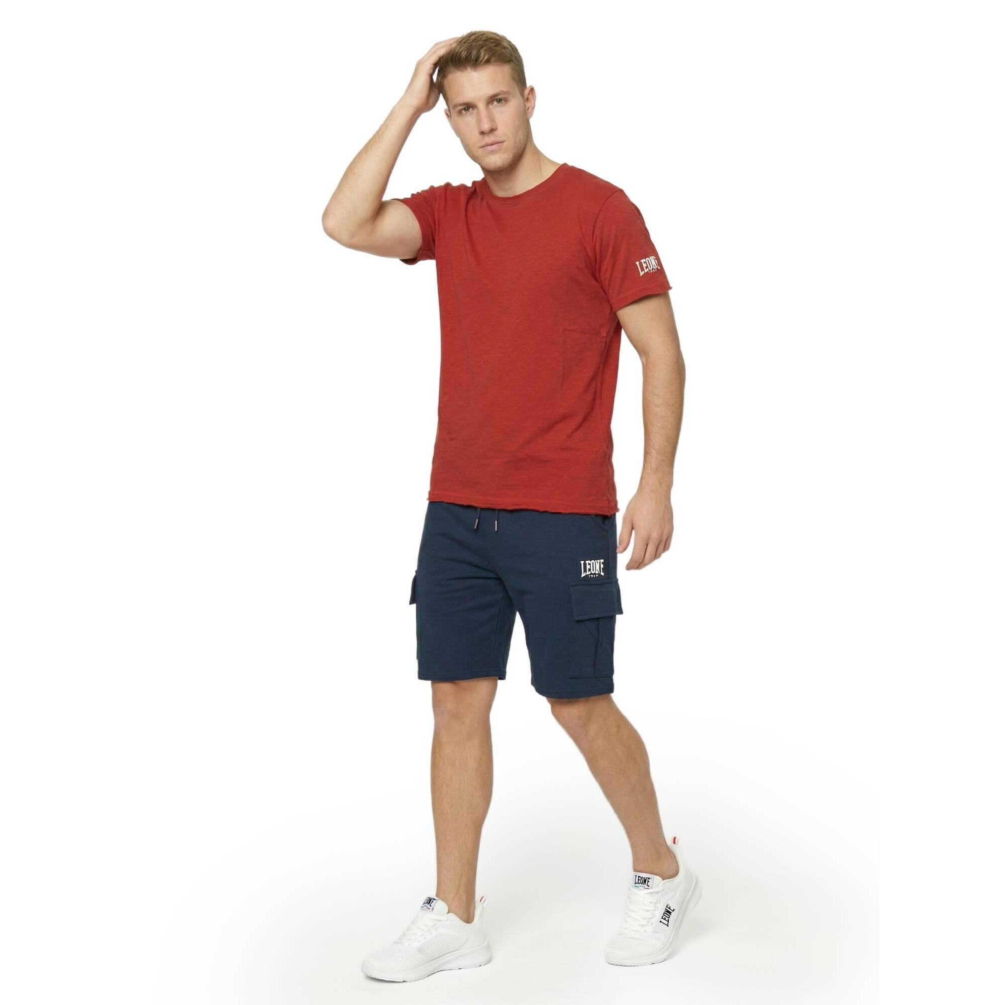 Camiseta de manga corta para hombre de tejido slub con pequeño logo.