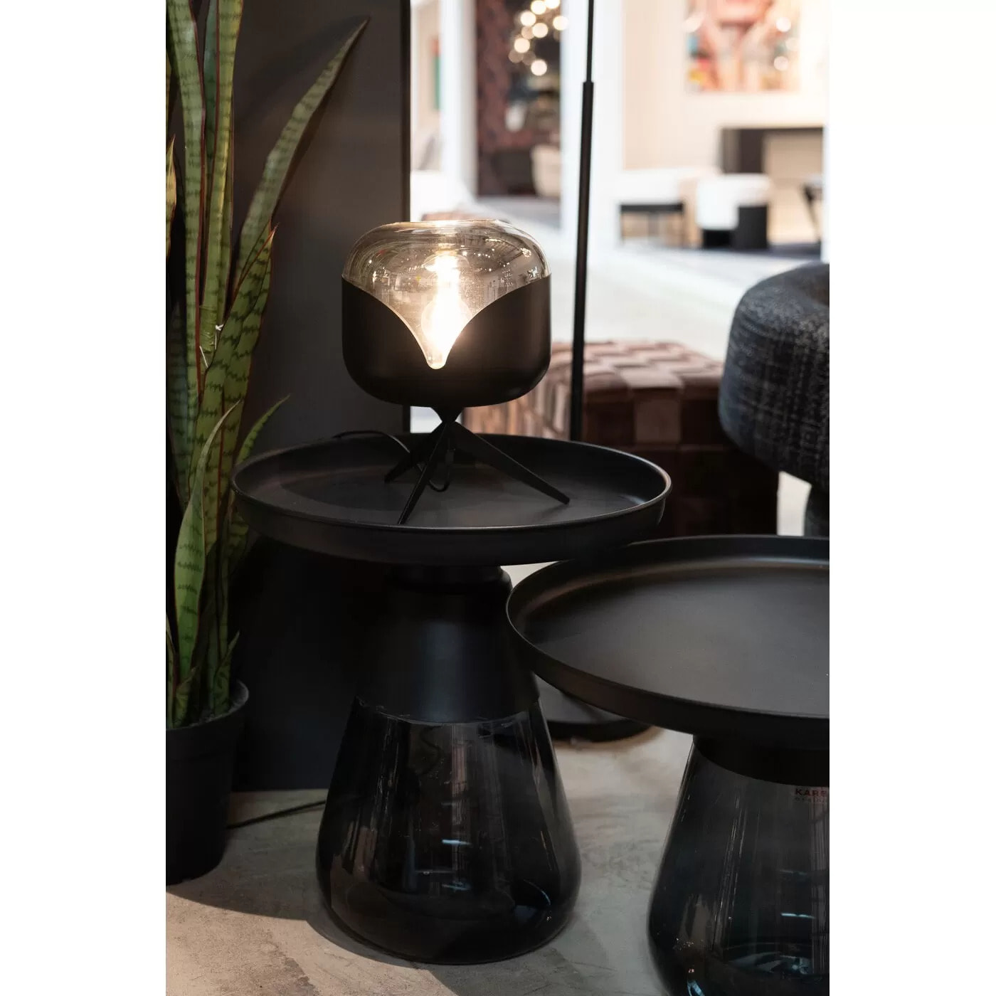 Lampe Goblet Ball noire Kare Design