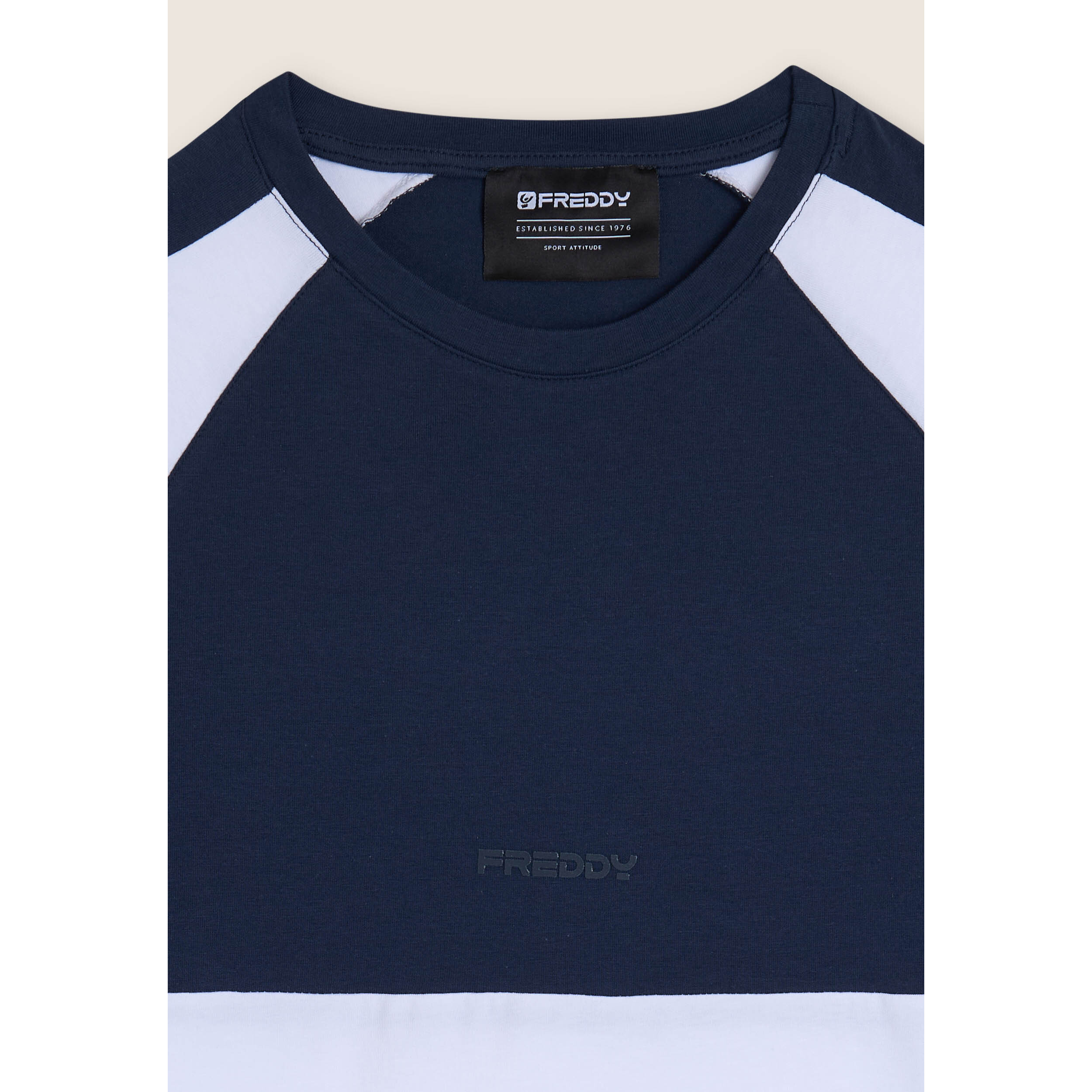 T-shirt con blocchi di colore