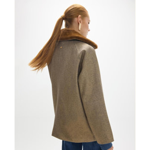 Cappotto corto in tessuto a spina di pesce laminato oro