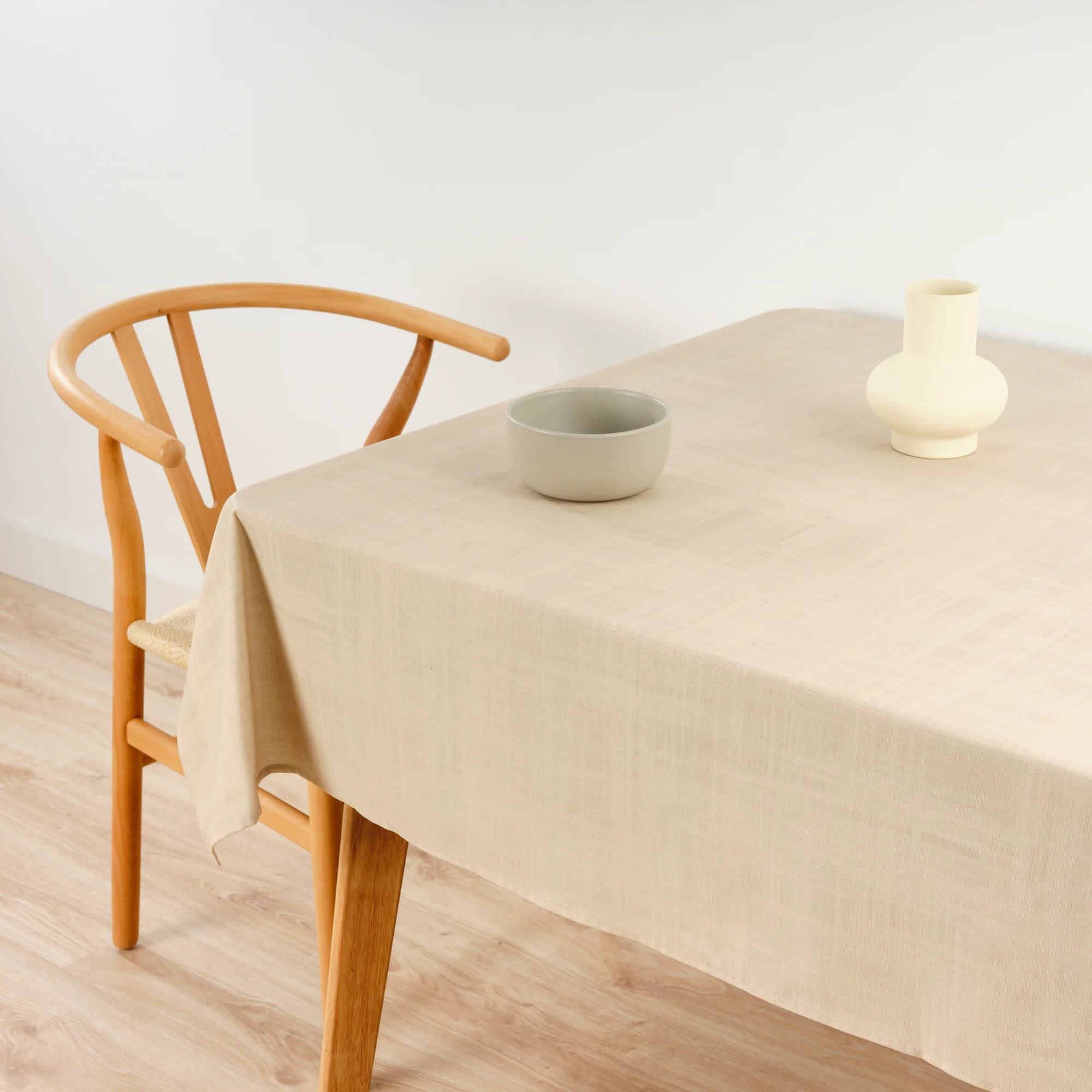Nappe anti-taches au toucher tissu Beige Medio