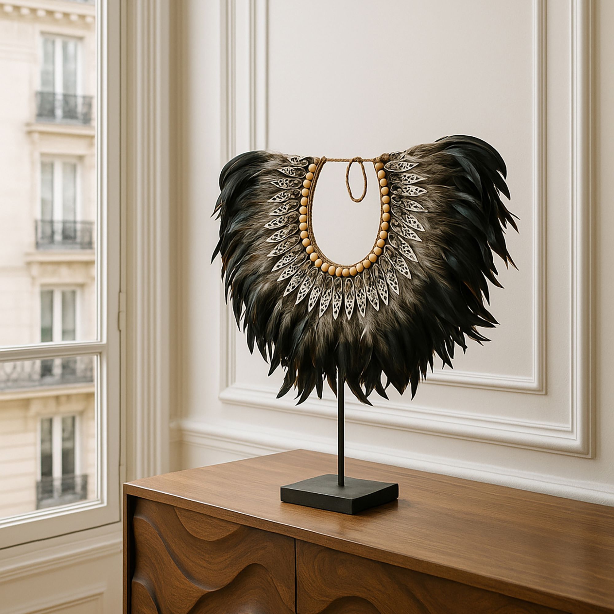 Collier en plumes et coquillages noirs PAPUA