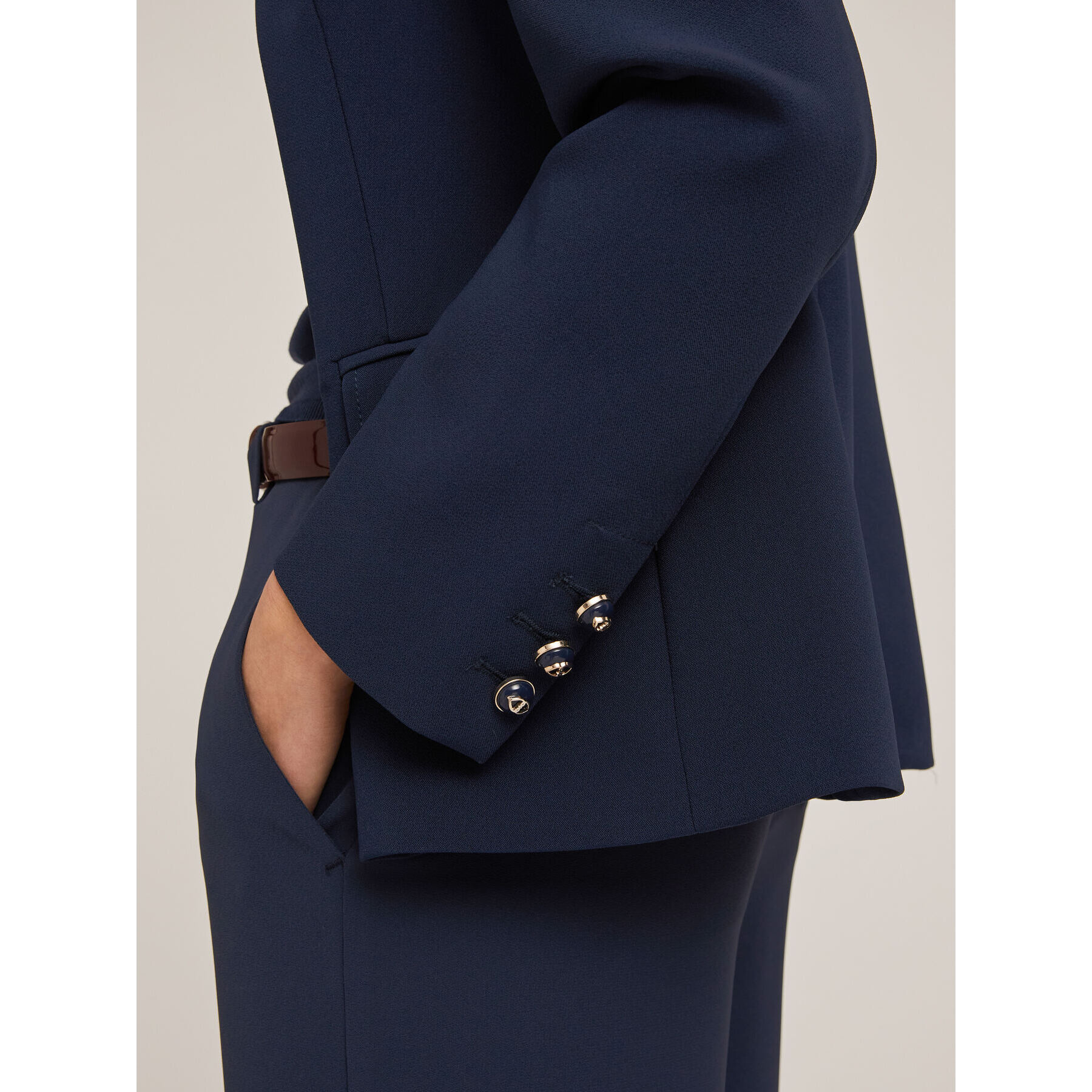 Motivi - Chaqueta de traje de botonadura sencilla en tejido crepé - Azul