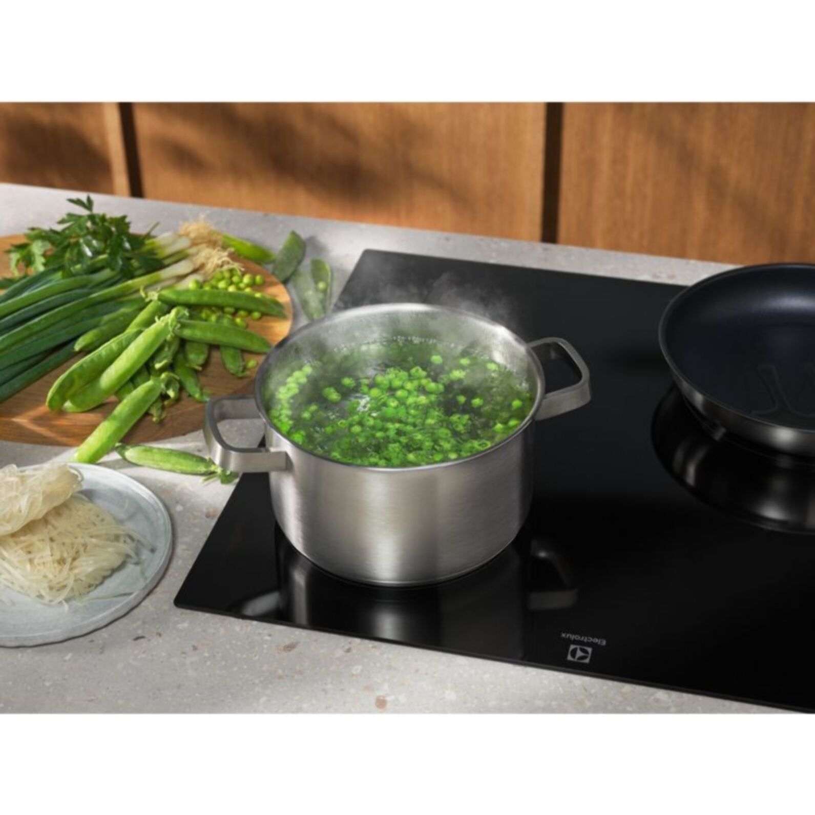 Plaque induction ELECTROLUX EIB60320CK