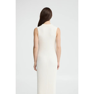 Vestido plisado color crudo sin mangas con logo Polo Club