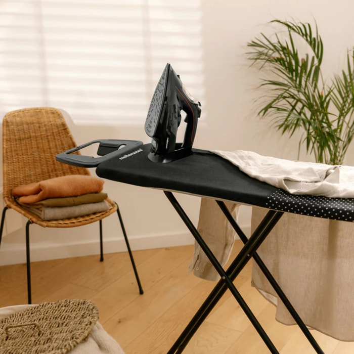 Tabla de Planchar Steezy Board | Altura Regulable | Funda Resistente 100% Algodón | Gran Superficie 110x32.5cm | Estructura para plancha | Ligera Manejable | Patas Antideslizantes - Mellerware