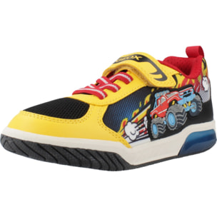 Zapatillas Niño de la marca GEOX  modelo J INEK BOY AMARILLO