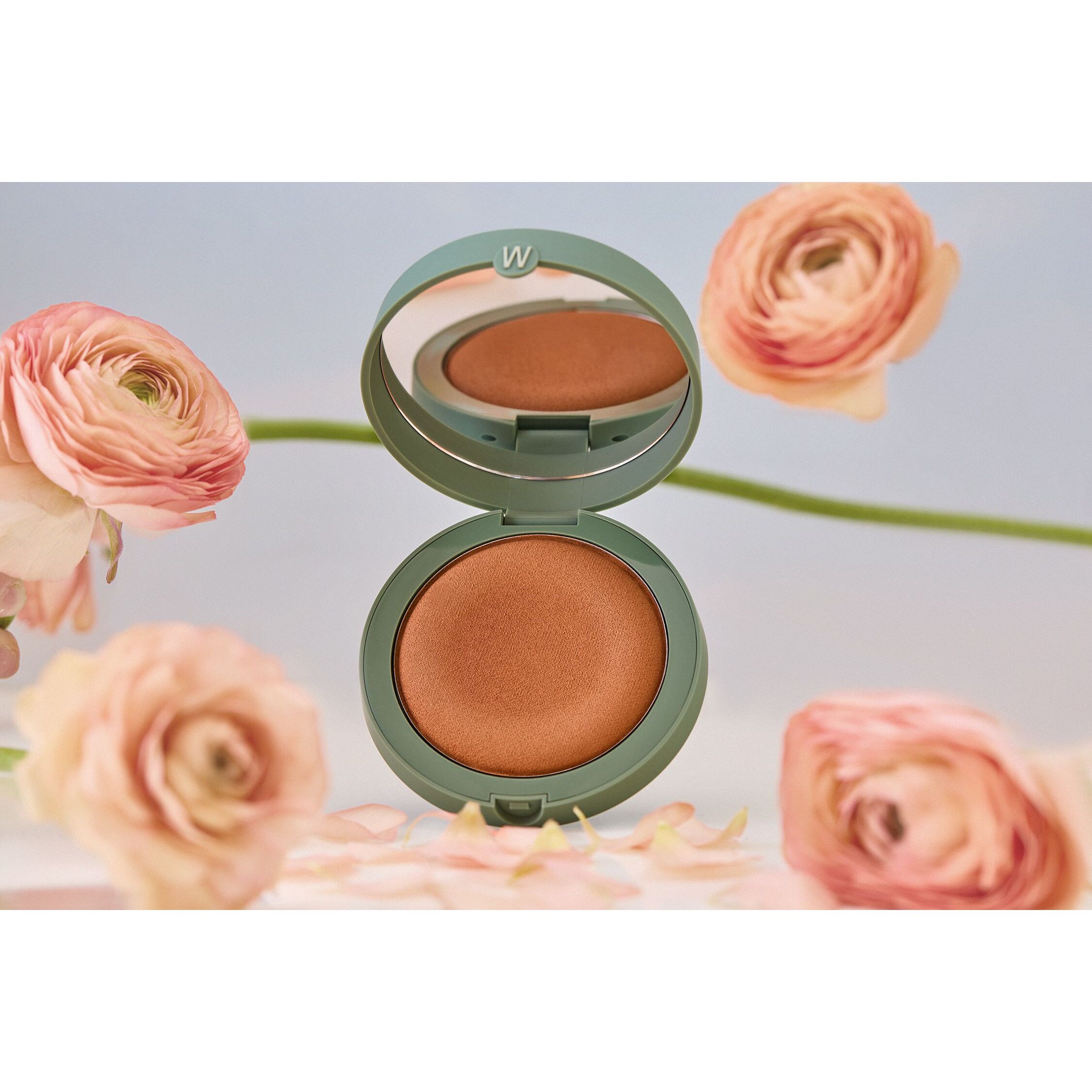 SOFT TAN BRONZING POWDER Bronzer dalla texture “gummy”.