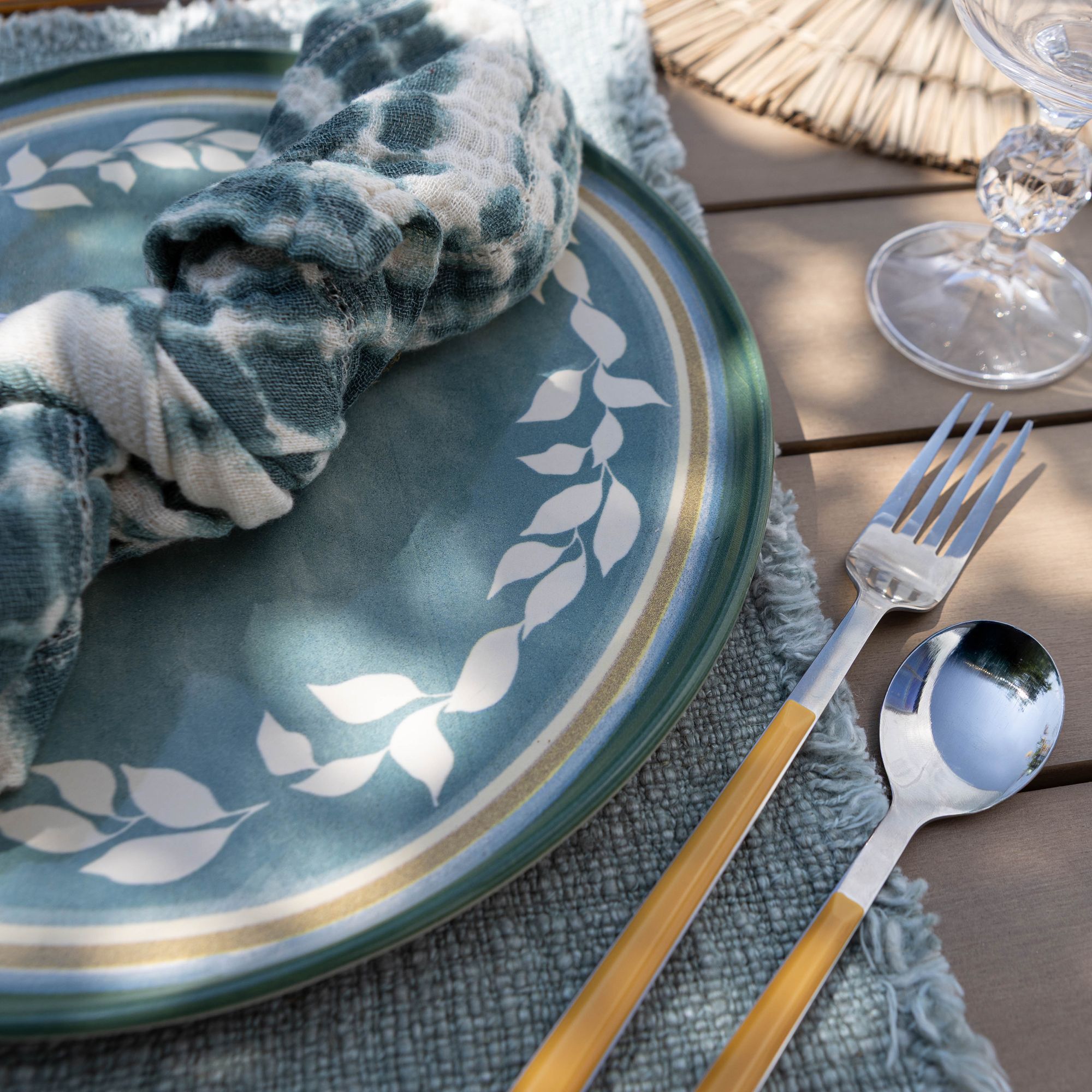 Lot de 6 assiettes à dessert en faïence verte 21cm CAPRIA