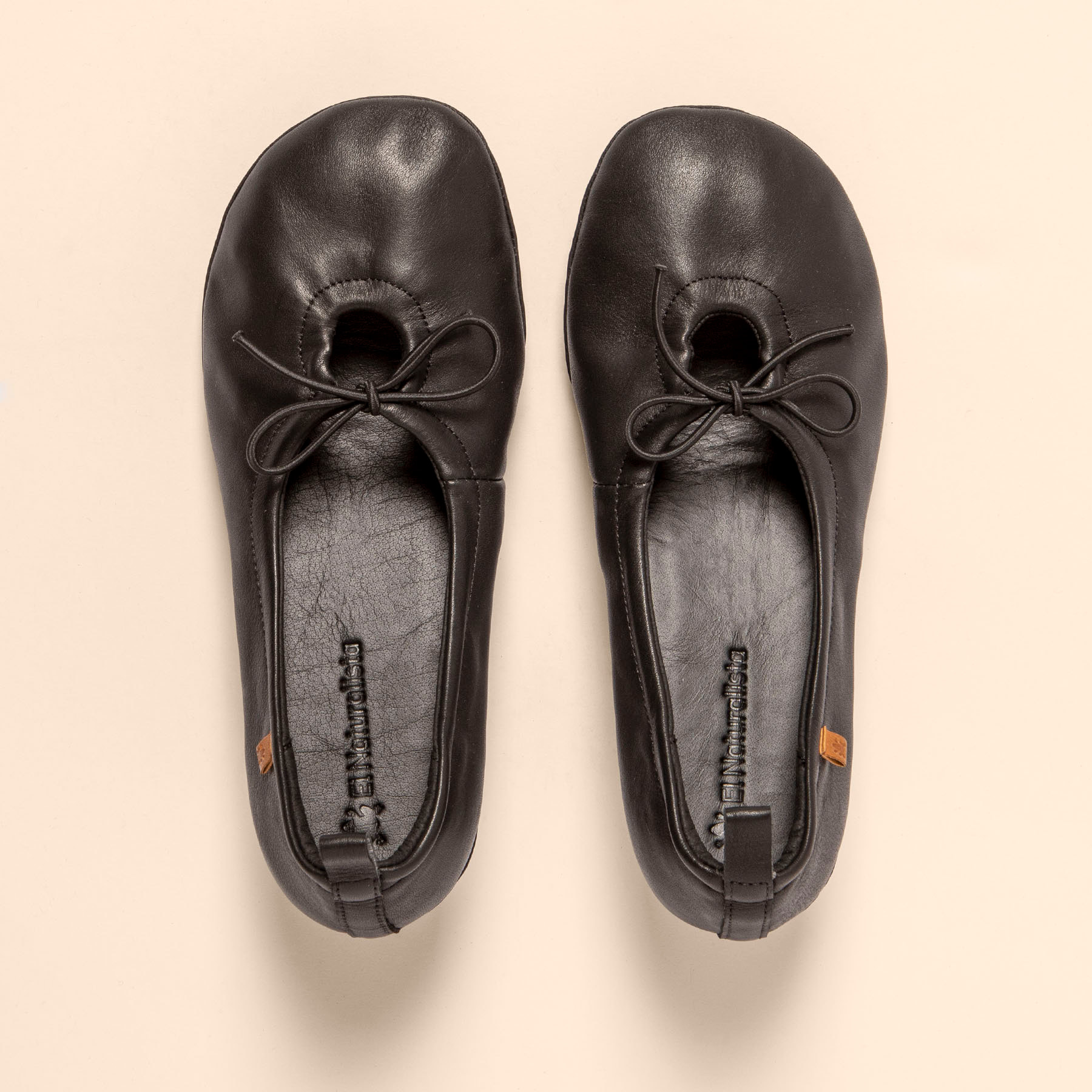 Sandalias con tacón N695 SOFT NAPPA BLACK/ ALMA color Black