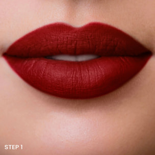 EXTRA DURABLE LIP DUO - LIQUID LIPSTICK + LIP GLOSS Rossetto liquido lunga durata con gloss lucido