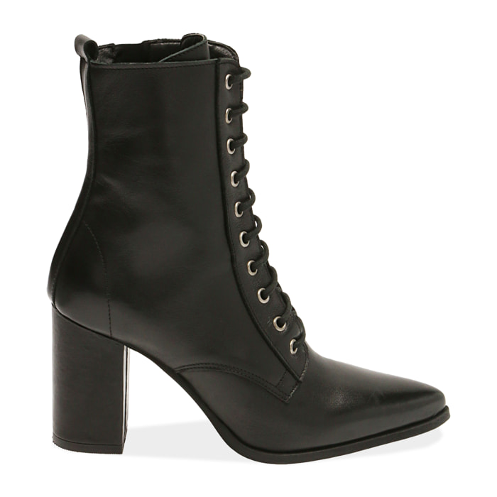 Ankle boots neri in pelle, tacco 9 cm