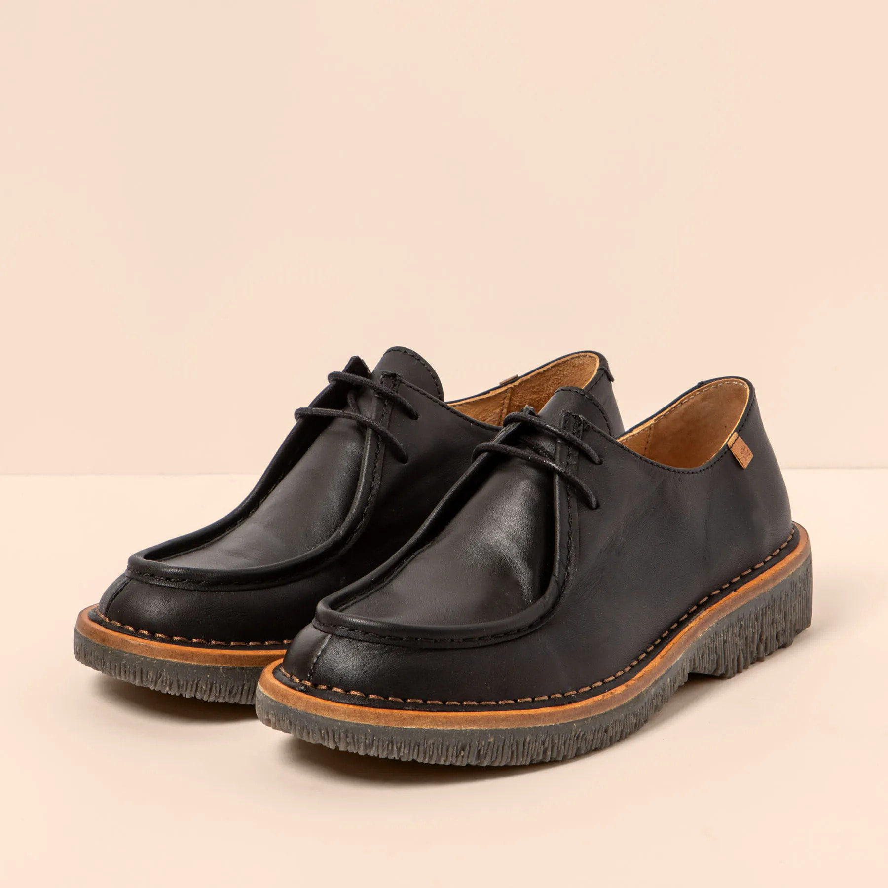 Zapatos N5584 SOFT NAPPA BLACK/ VOLCANO color Black