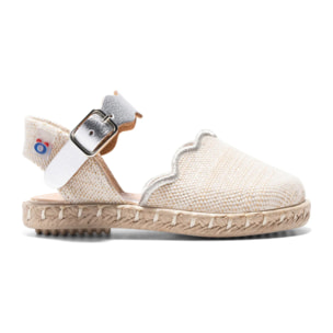 Alpargata infantil beige con hebilla
