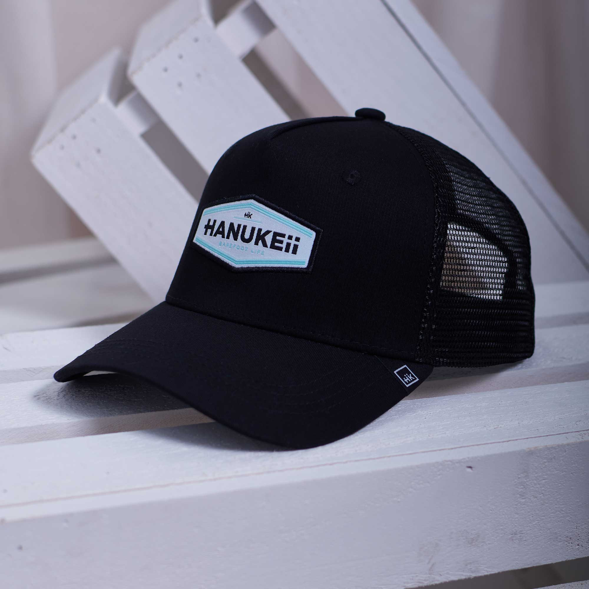 Gorra Trucker mujer Hanukeii Venice Negro