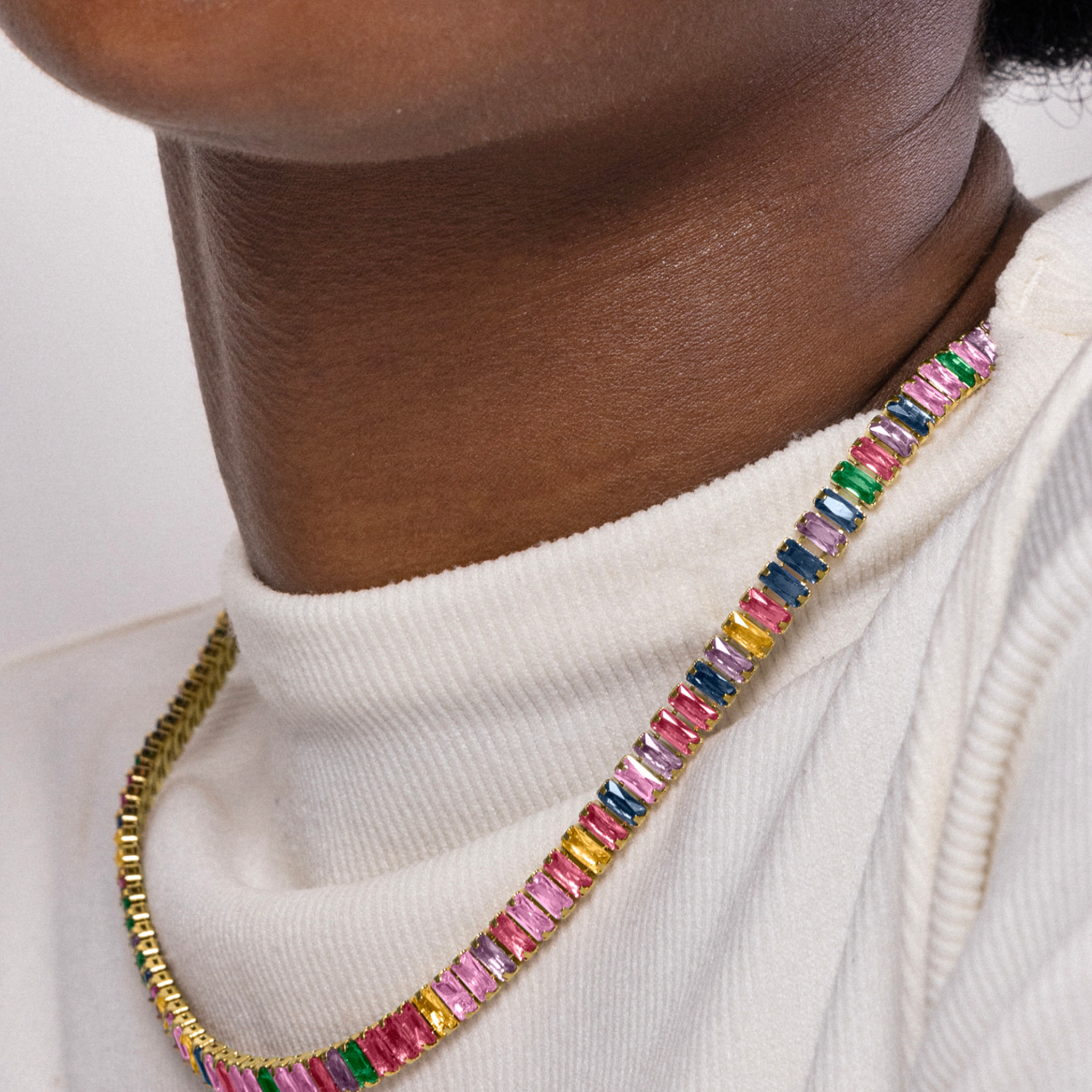 Collar de Circonita Multicolor acabado en oro amarillo de 18k