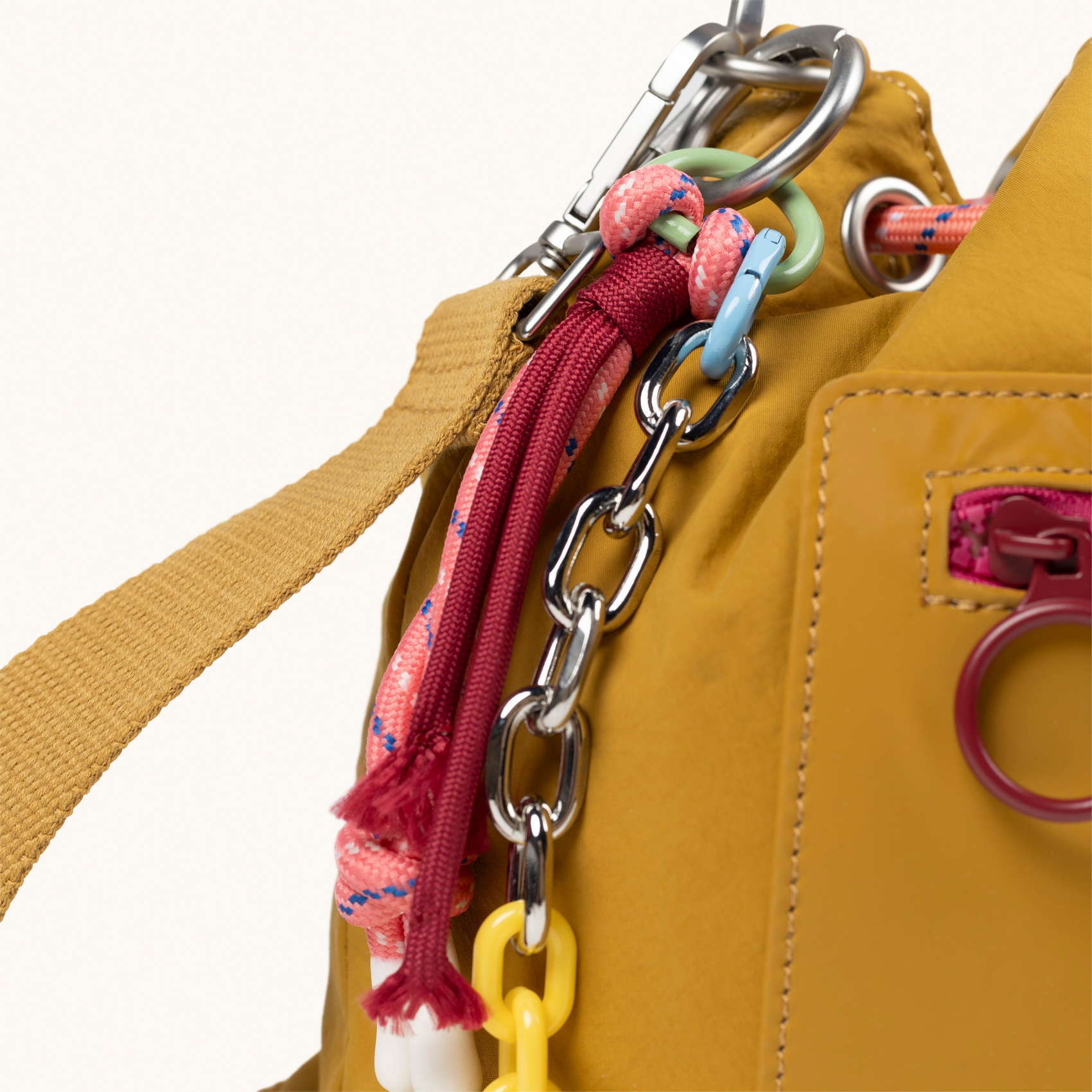 DEEP RECYCLED FW25 BUCKET C/HONEY