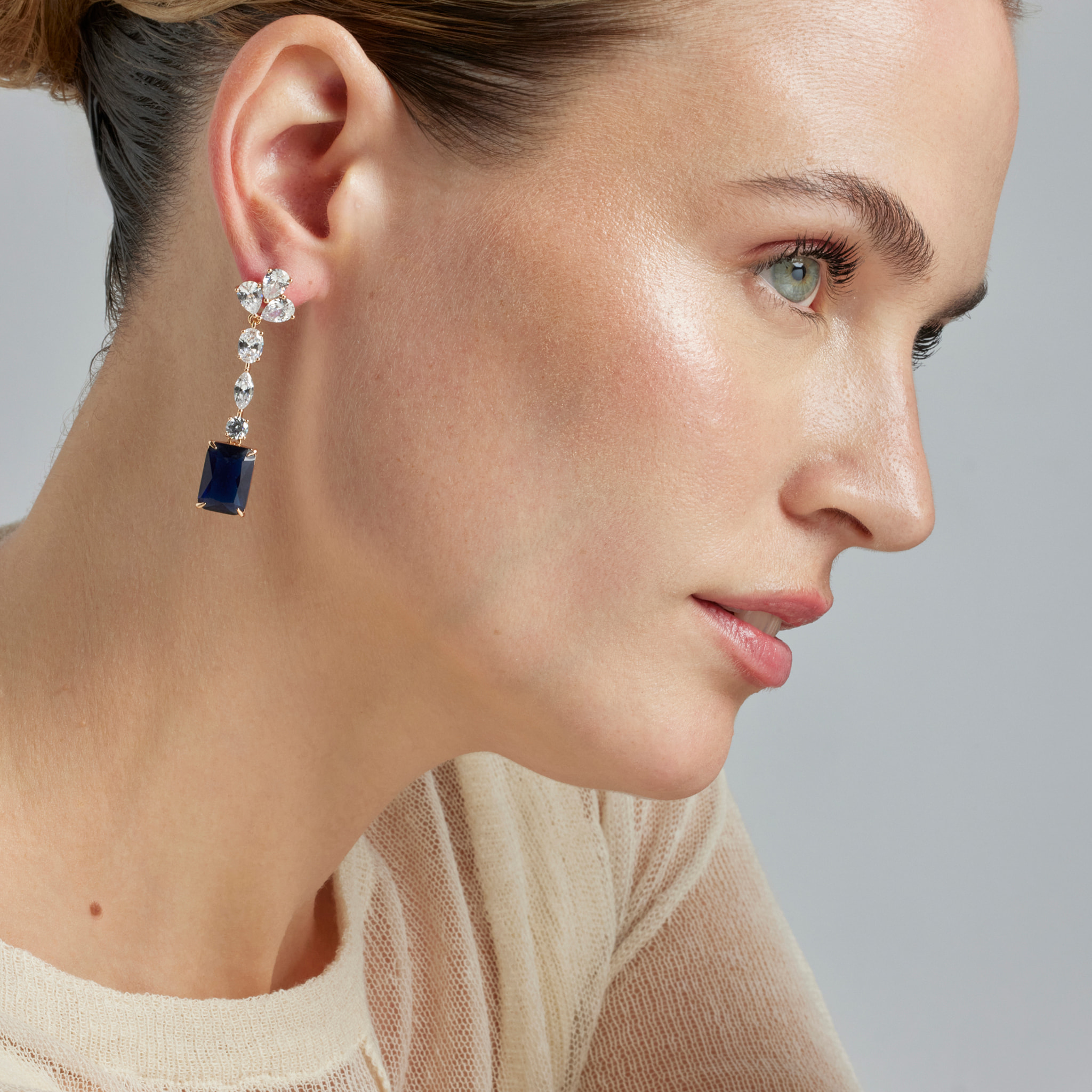Pendientes Lux by Lux acabadoss en oro 18K