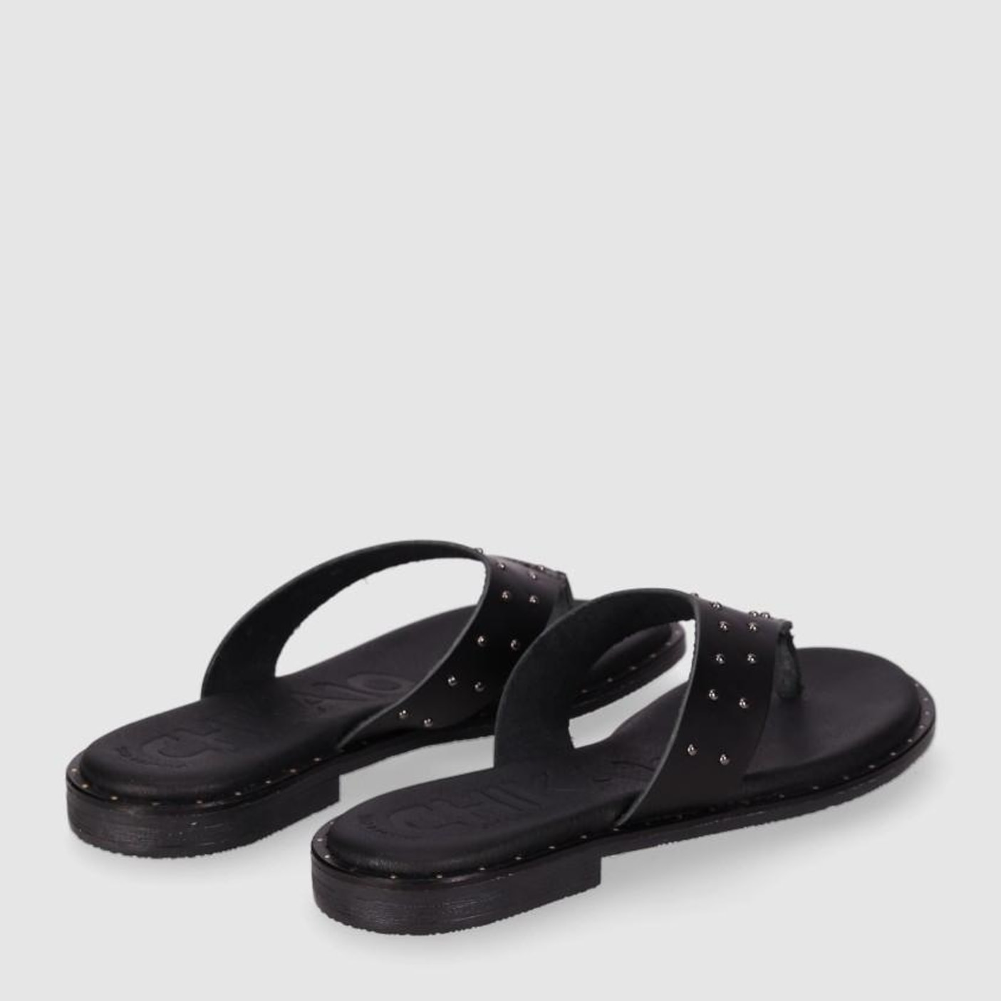 Sandalias de Piel - Negro - Tacón: Bajo