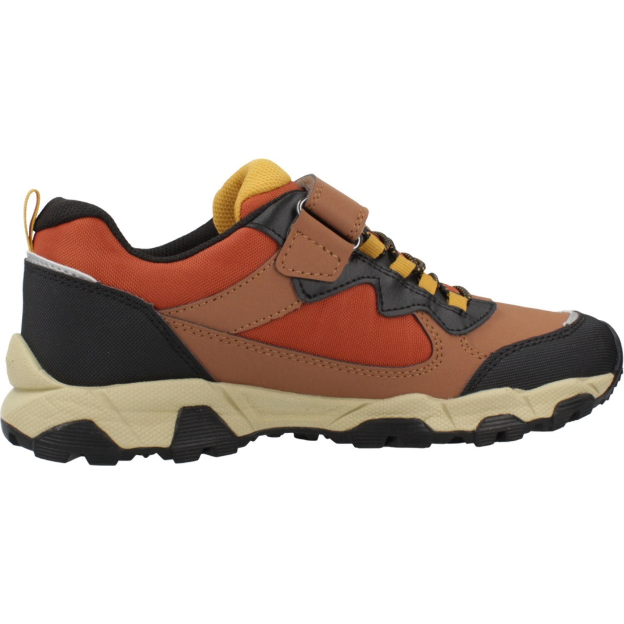 Zapatillas Niño de la marca GEOX  modelo J MAGNETAR MARRON