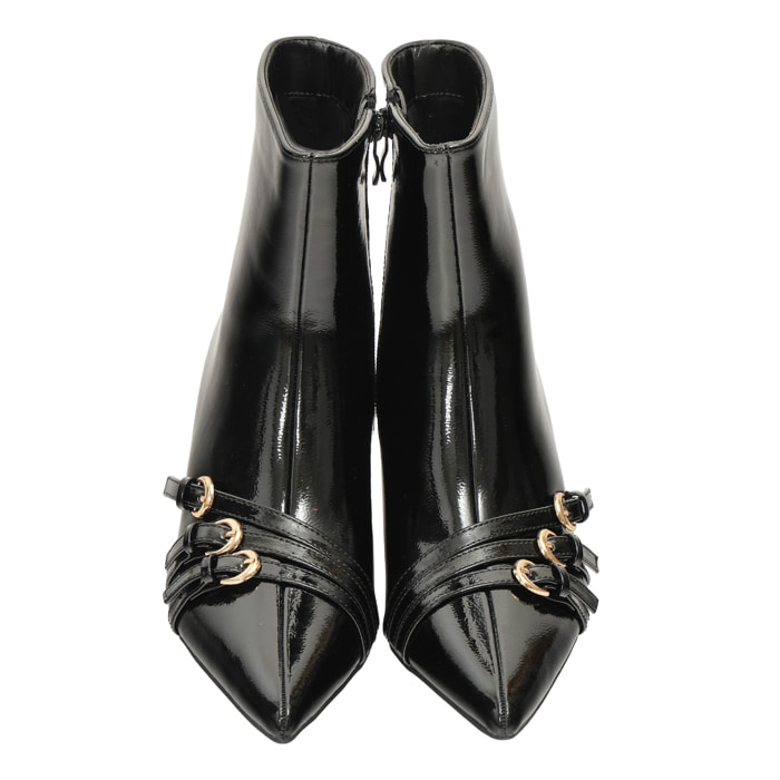 Tronchetto in simil pelle verniciata