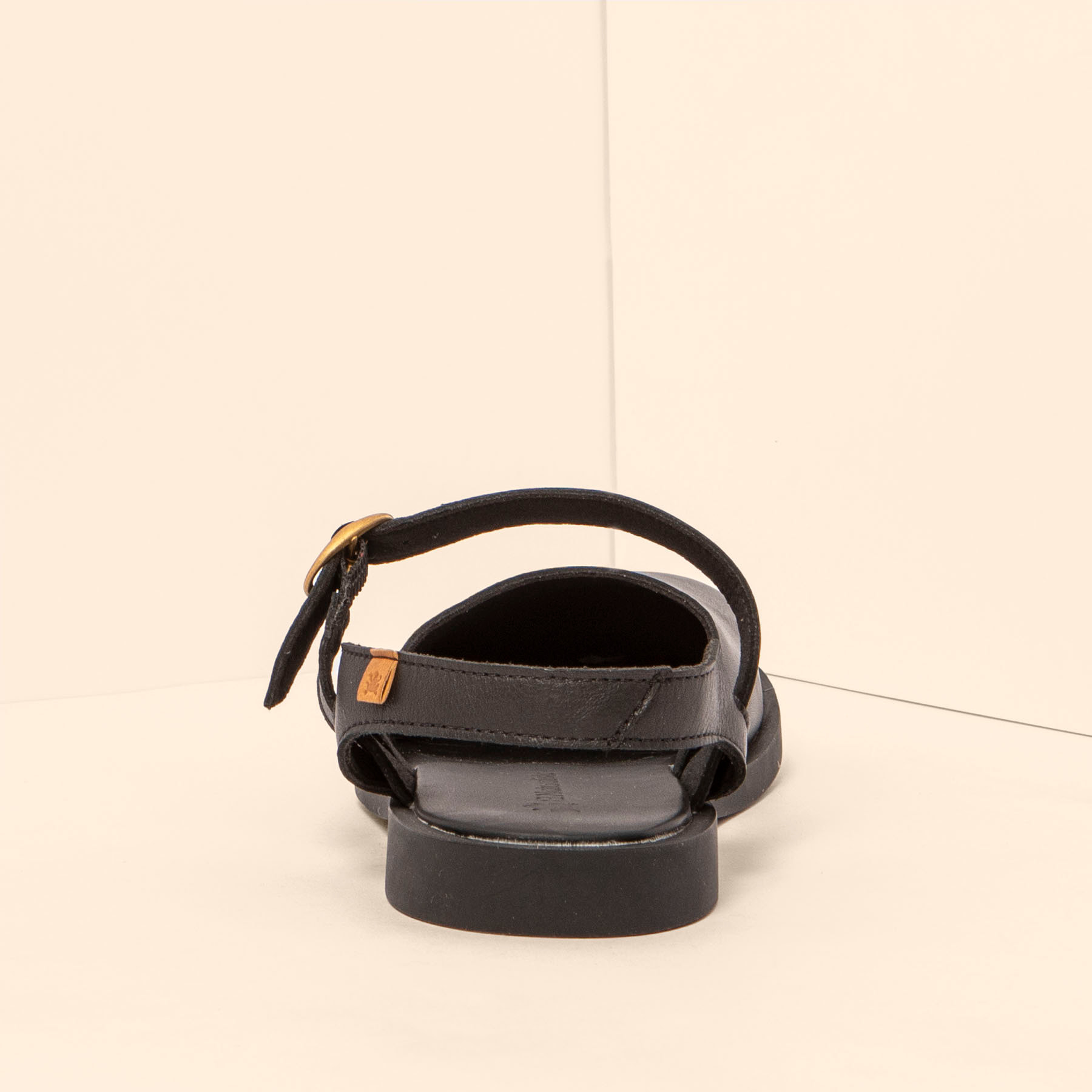 Sandalias N5874 SOFT NAPPA BLACK/ ARENISCA color Black