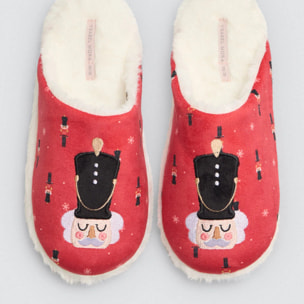 Sneakers da donna con stampa schiaccianoci