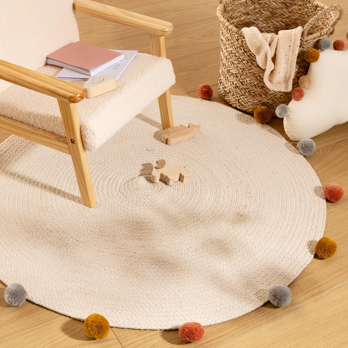 Tapis enfant - coton et pompons - beige - D90 cm