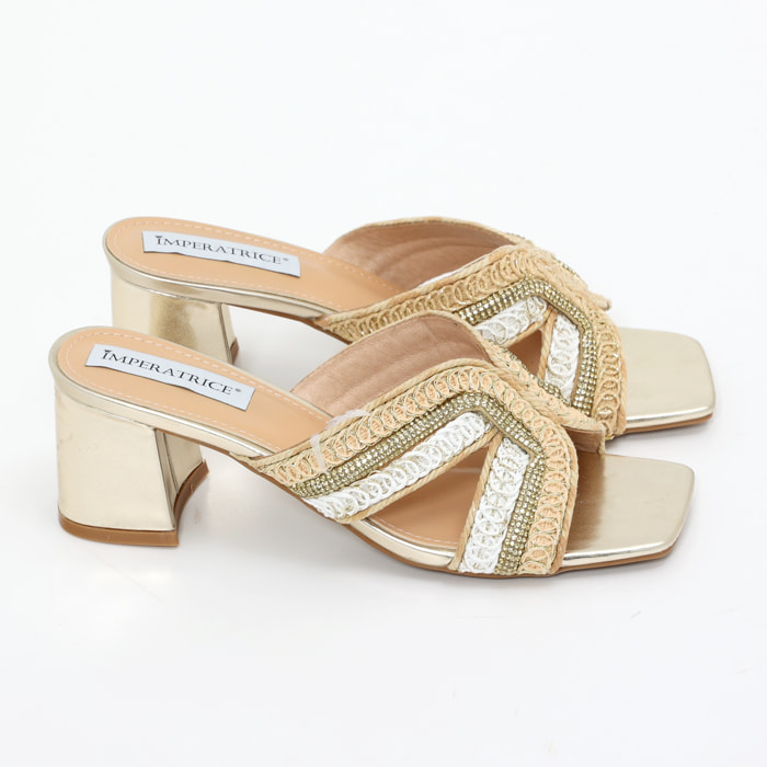 Sandali in simil pelle con tacco comodo quadrato ed applicazione strass