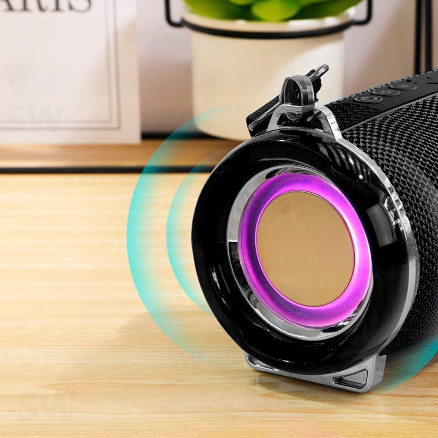 Altavoz portátil Bluetooth 5.3 con sonido potente, radio FM, diferentes conexiones, luces RGB y batería de 1200mAh.