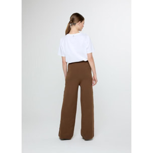 Pantaloni dritti con borchie laterali