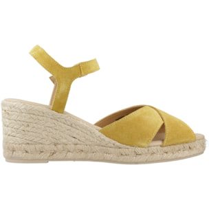 Alpargatas Mujer de la marca GEOX  modelo D GELSA LOW Yellow