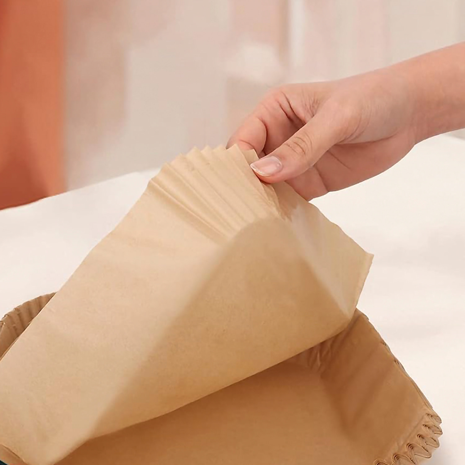 Papel para freidora de aire, 50 piezas, cuadrado, papel vegetal de horno antiadherente desechable sin perforar para hornear asar microondas sartén (20cm)